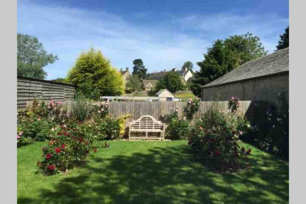 The Old Manor Coach House Apartment Cirencester Ngoại thất bức ảnh