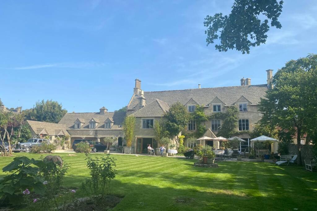 The Old Manor Coach House Apartment Cirencester Ngoại thất bức ảnh