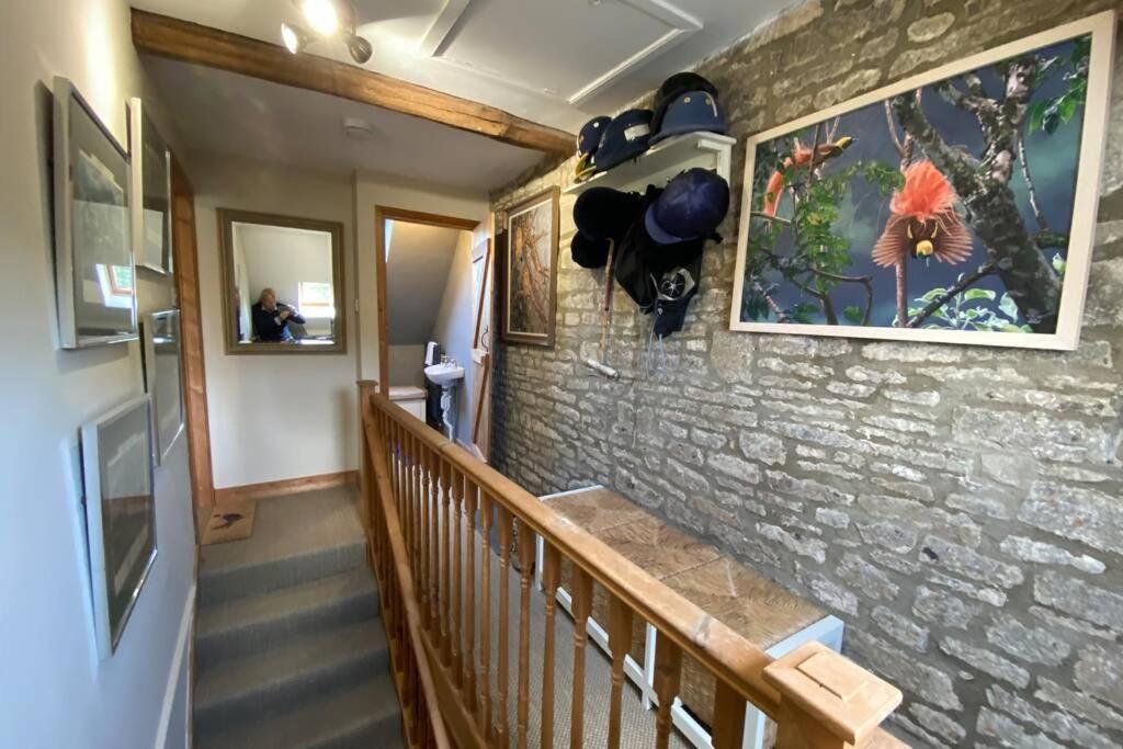 The Old Manor Coach House Apartment Cirencester Ngoại thất bức ảnh
