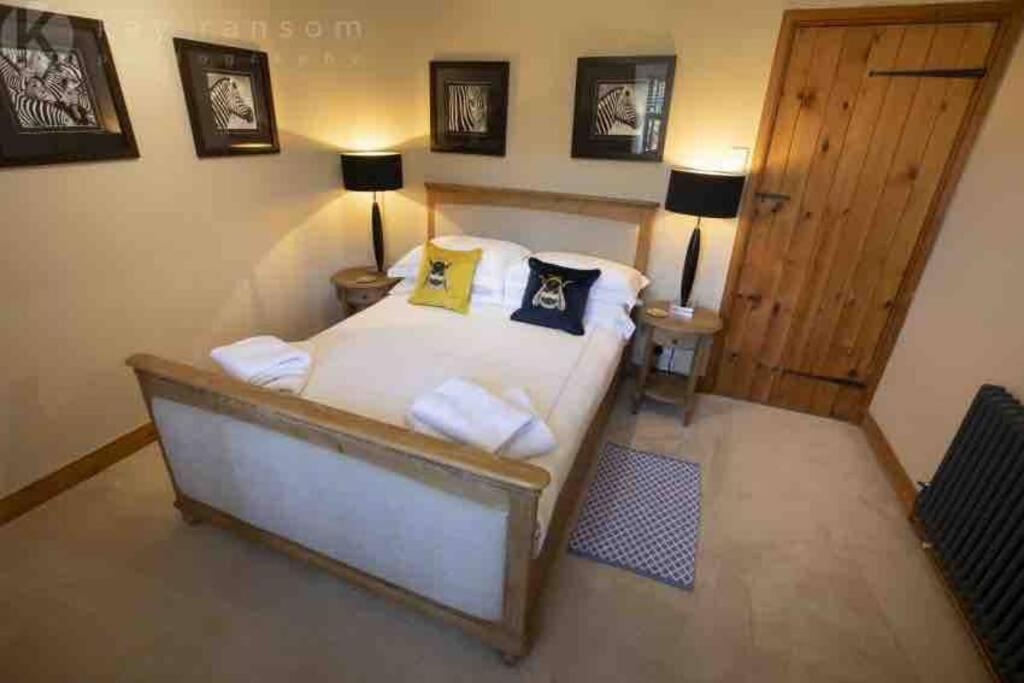 The Old Manor Coach House Apartment Cirencester Ngoại thất bức ảnh
